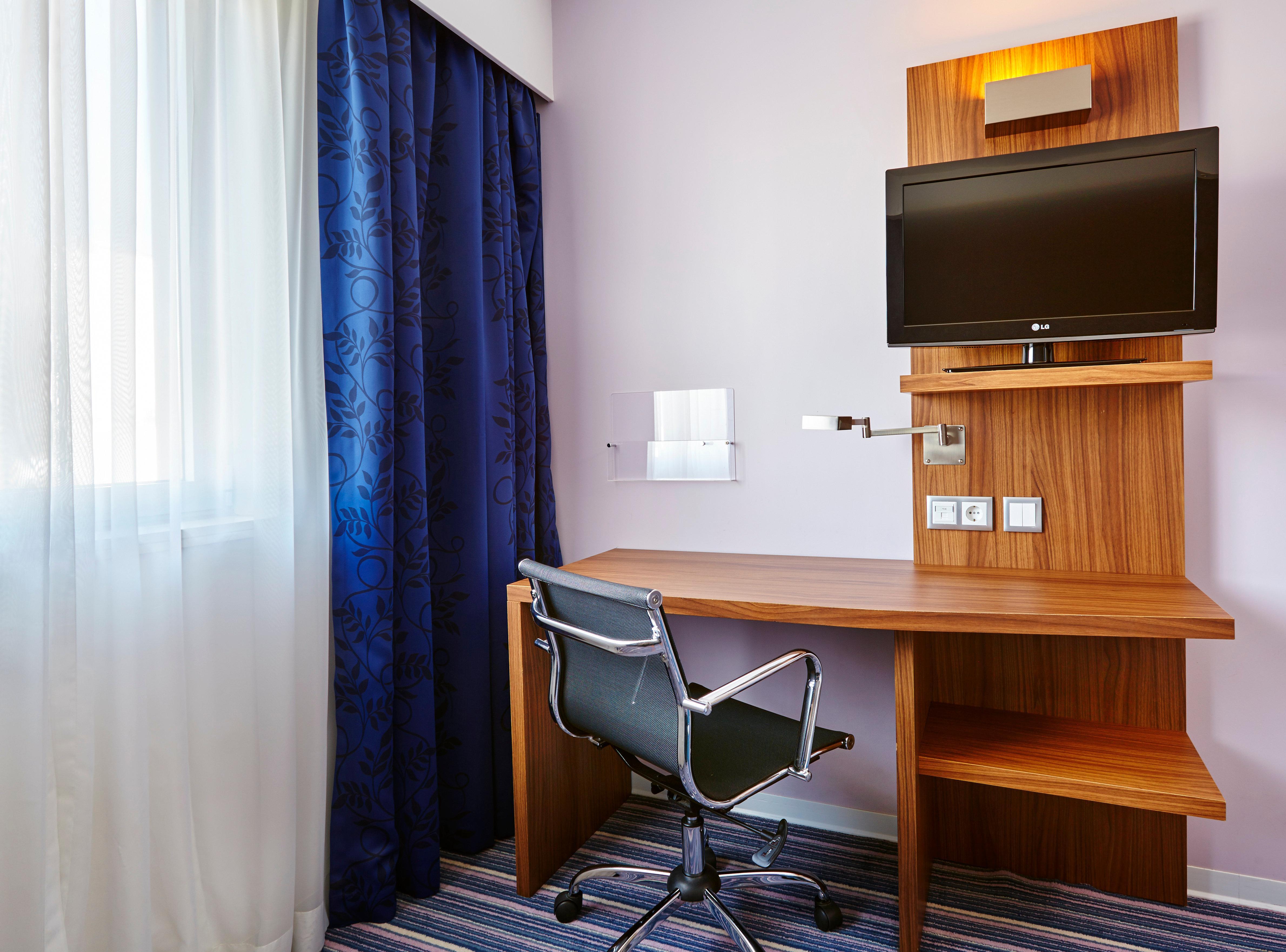 Express Lisbon Alfragide By Ihg