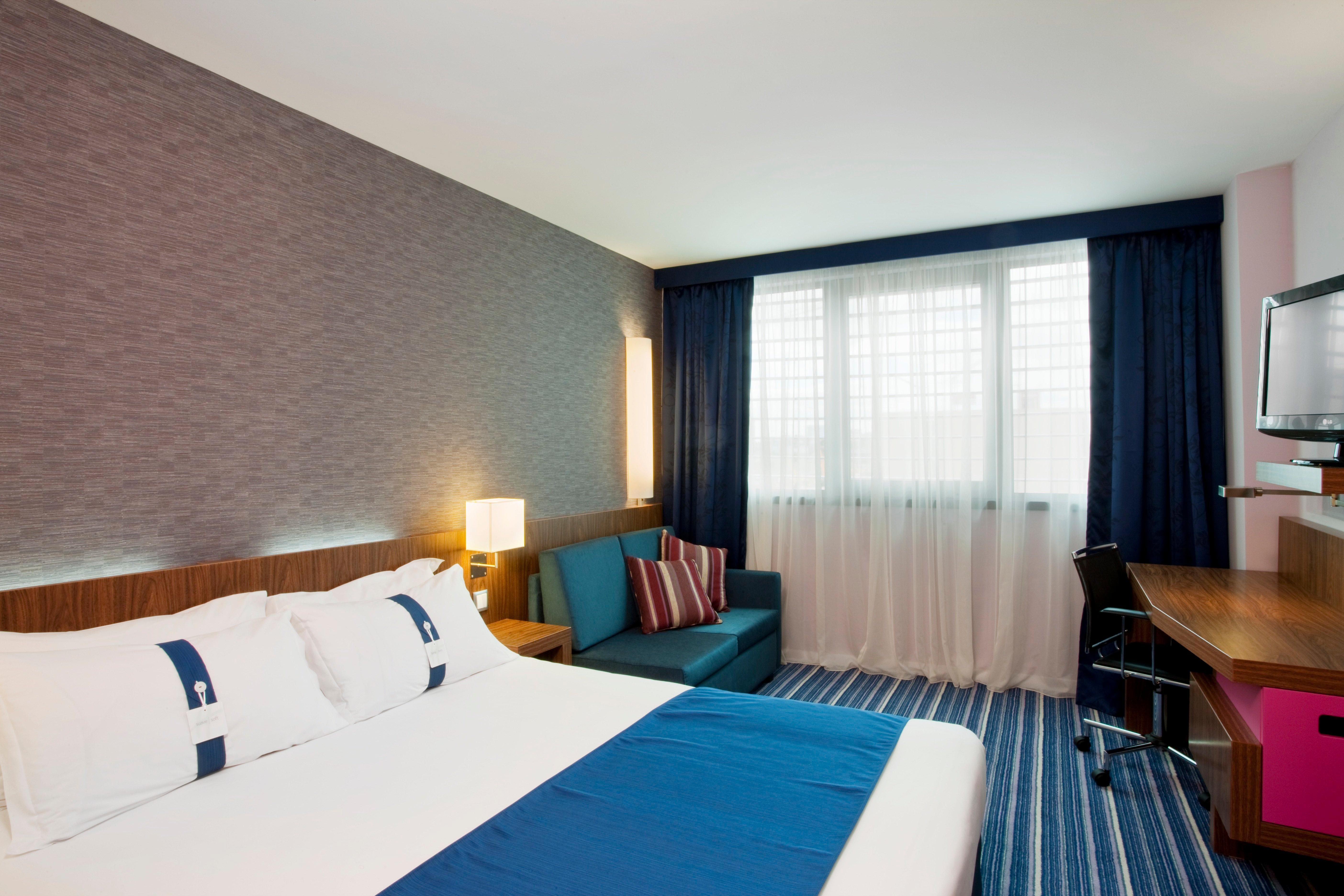 Express Lisbon Alfragide By Ihg Hotel Carnaxide