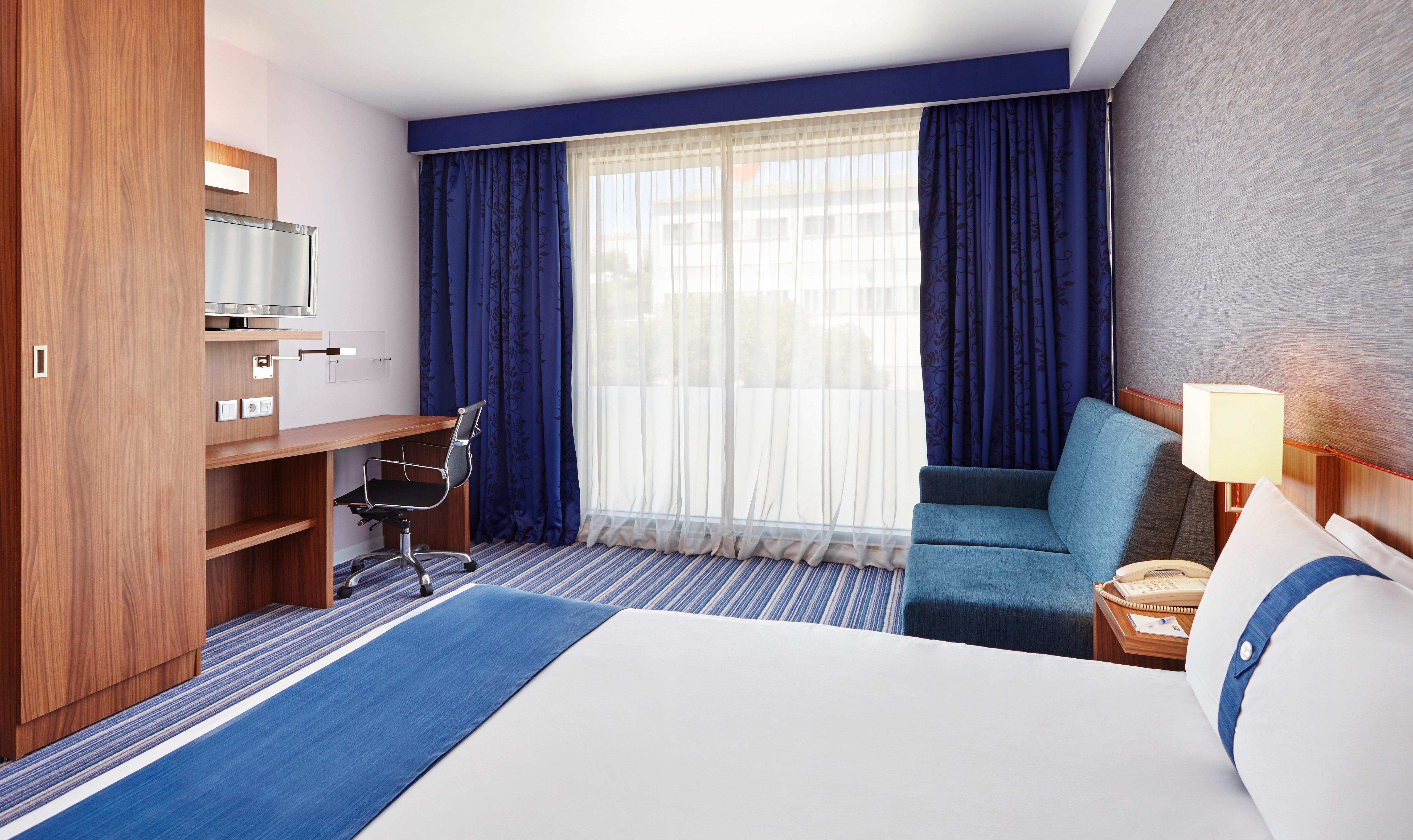 Express Lisbon Alfragide By Ihg Hotel Carnaxide