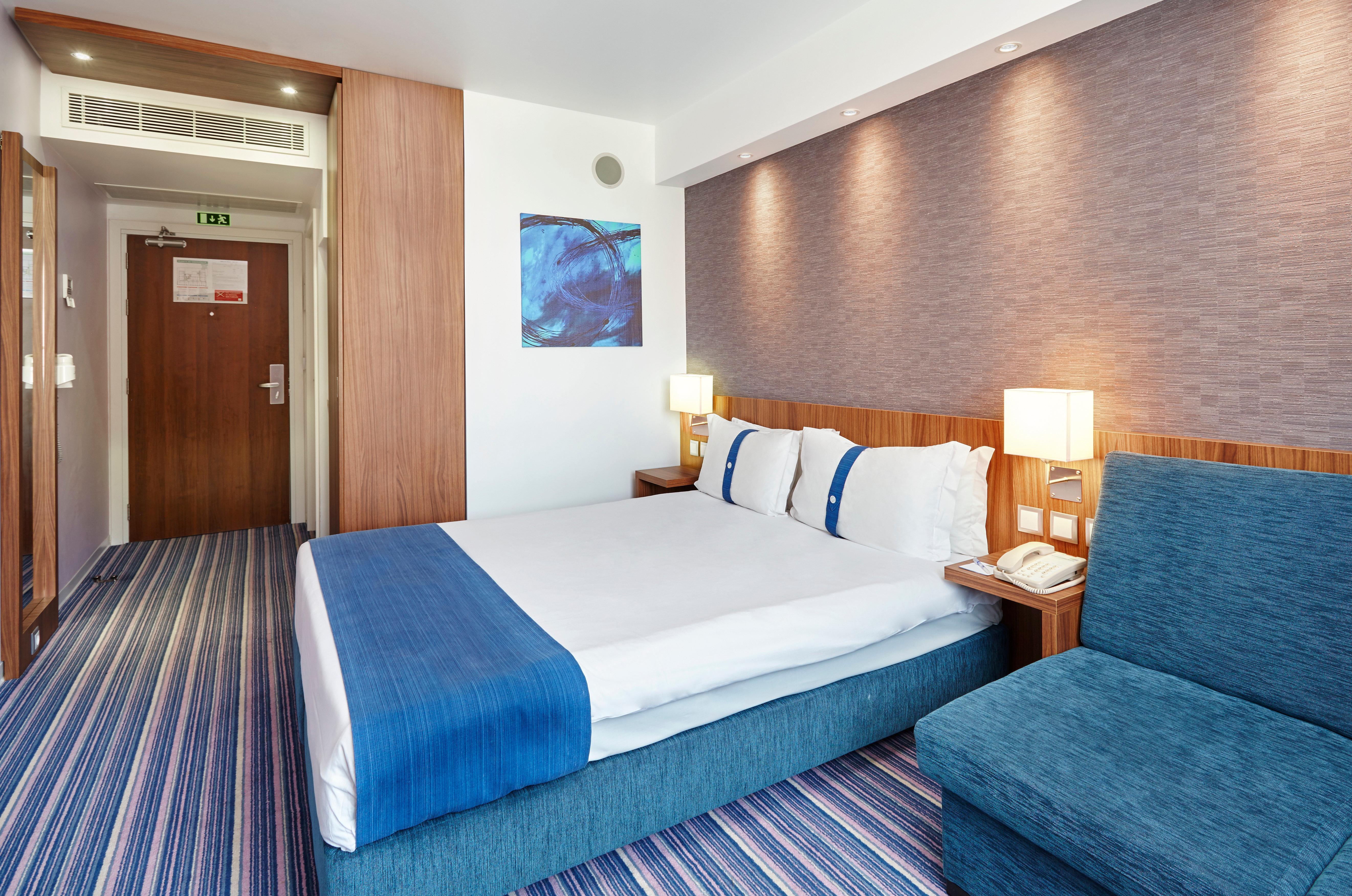 Express Lisbon Alfragide By Ihg Hotel Carnaxide