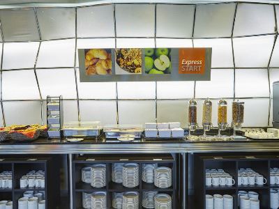 Express Lisbon Alfragide By Ihg Hotel 3*