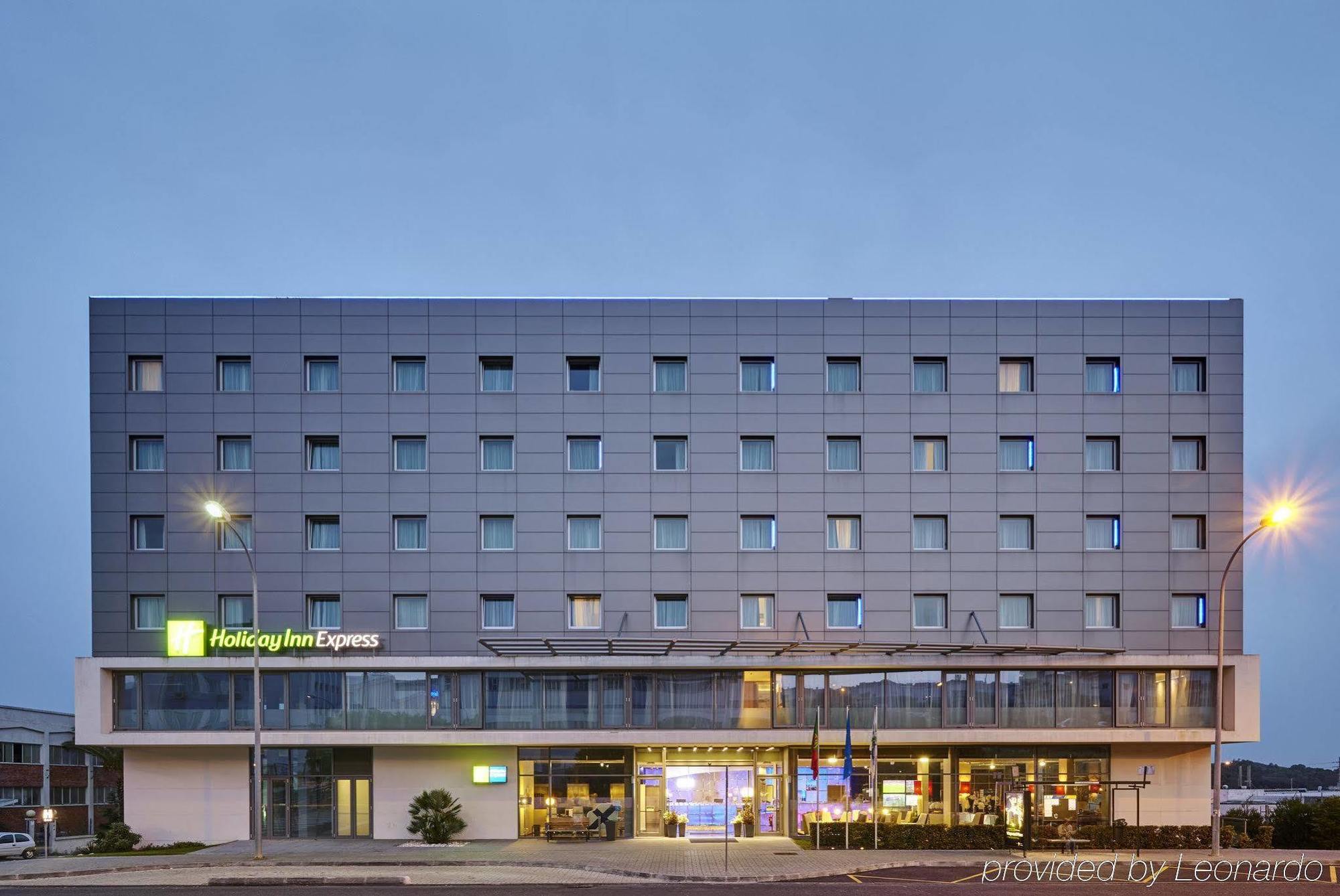 Express Lisbon Alfragide By Ihg Hotel
