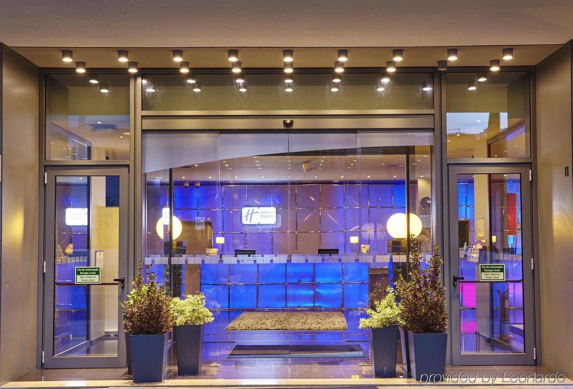 Hotel Express Lisbon Alfragide By Ihg Carnaxide